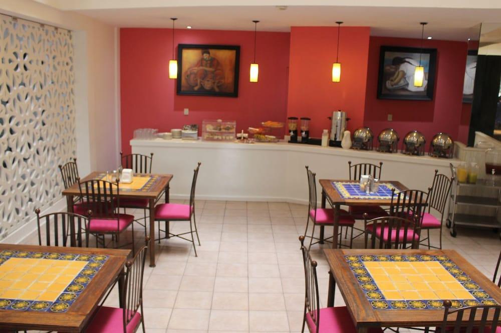 Hotel Real Azteca Boulevard Леон Екстер'єр фото