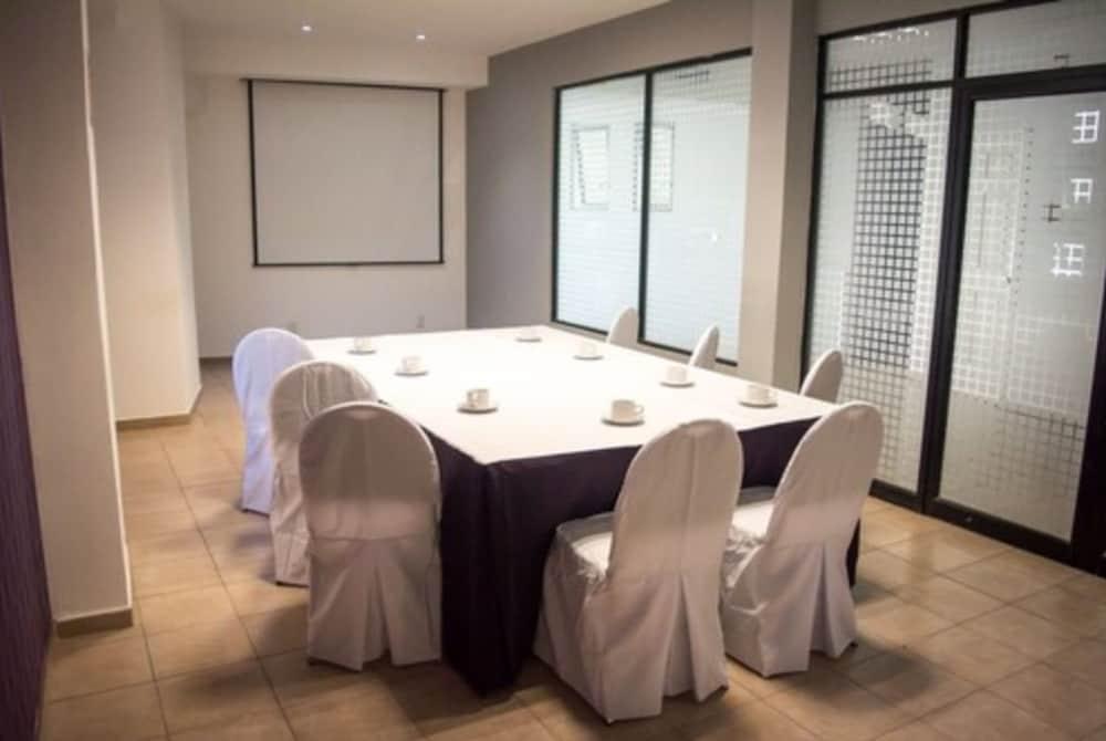Hotel Real Azteca Boulevard Леон Екстер'єр фото